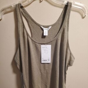 NWT Athleta Linen Blend Getaway Tank